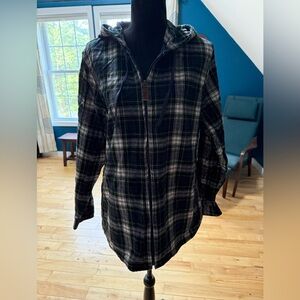 Women’s L.L. Bean Green and Blue Plaid zip up lightweight jacket/Shirt Size 1X